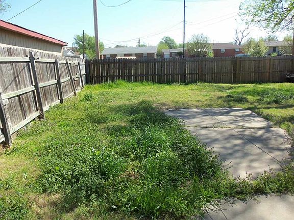 2nd image of 2411 NW 47th St