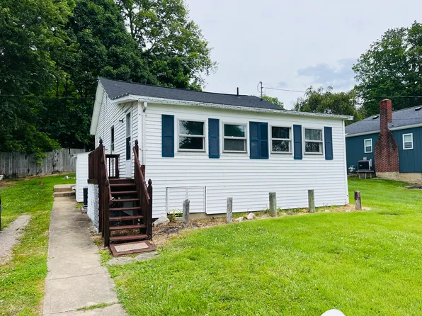 385 Lake Shore Blvd, Thornville, OH 43076