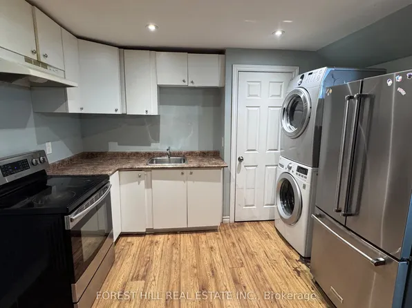 37 Isle Royal Ter, Brampton, ON L6Y 6B4