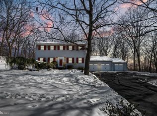 1824 N Adams St, Pottstown, PA 19464