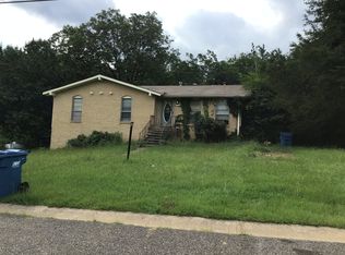 1004 Sandybrook Cir, Birmingham, AL 35214