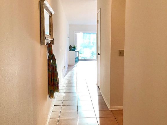 3rd image of 681 Reef Cir