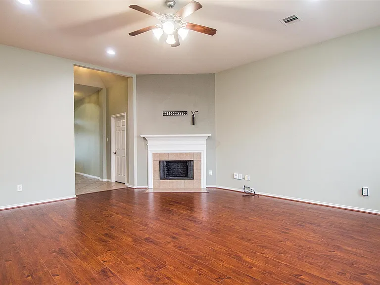 8847 Distant Woods Dr — Photo 9