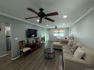 22 Crescent Dr APT 85, Thiells, NY 10984