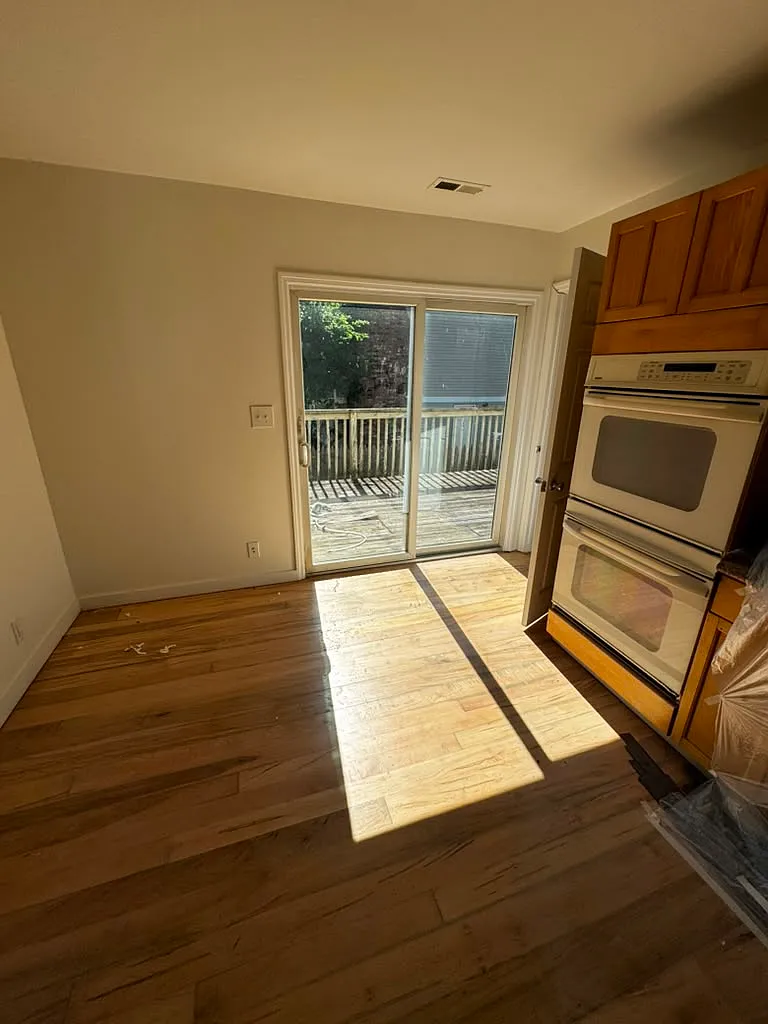 3 bed, $3,200 — Photo 3