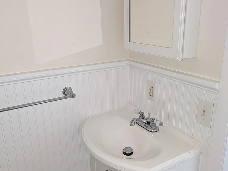 317 McCabe Ave #R1 — Photo 16