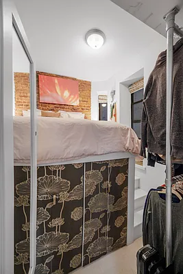 Rented by SPORN GROUP LLC | media 10
