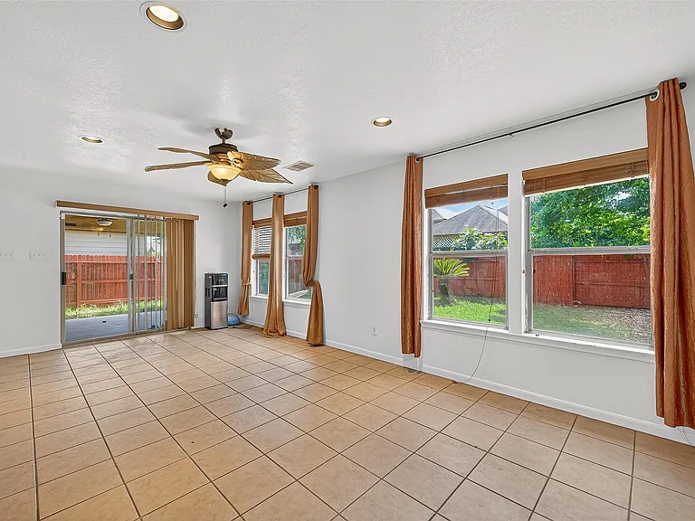 16547 Lanesborough Dr — Photo 16