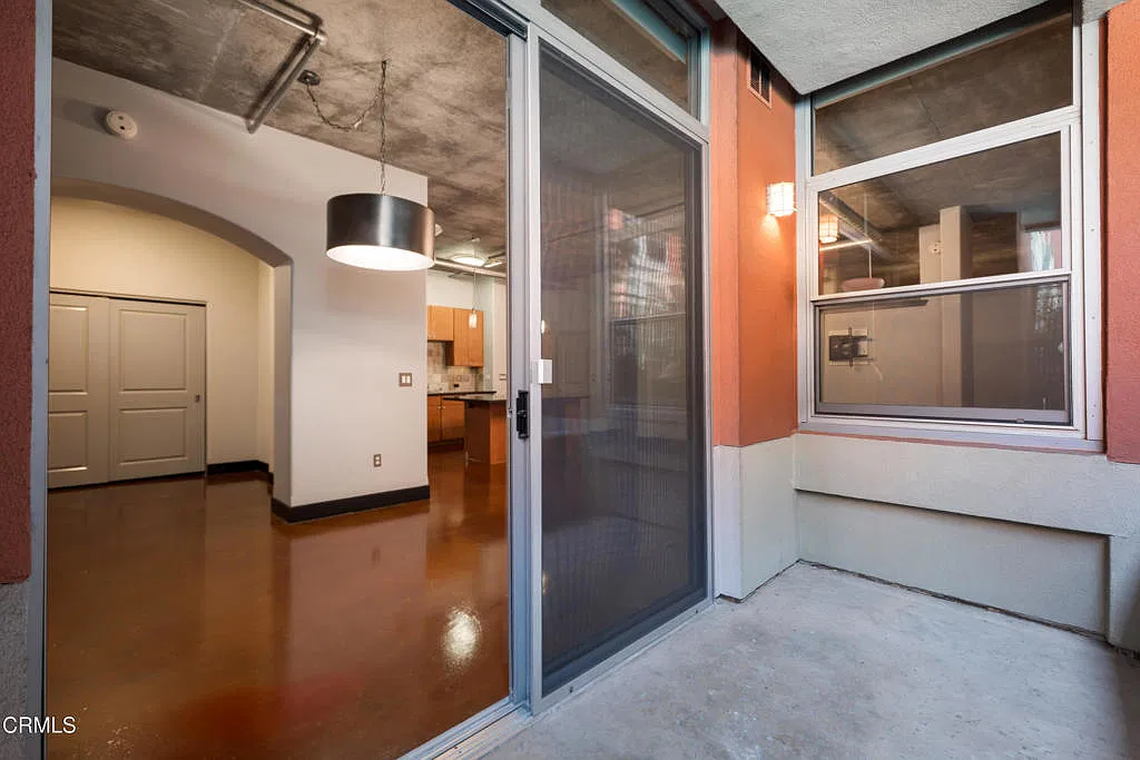 1 bed, 1.0 bath, 1283 sqft, $3,850 — Photo 4