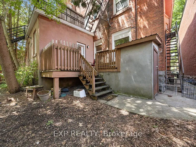 484 Gilmour St #1 — Photo 19