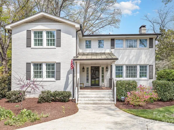 1211 Providence Rd, Charlotte, NC 28207