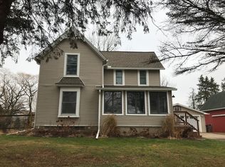 1992 Hoppe Rd, Chelsea, MI 48118