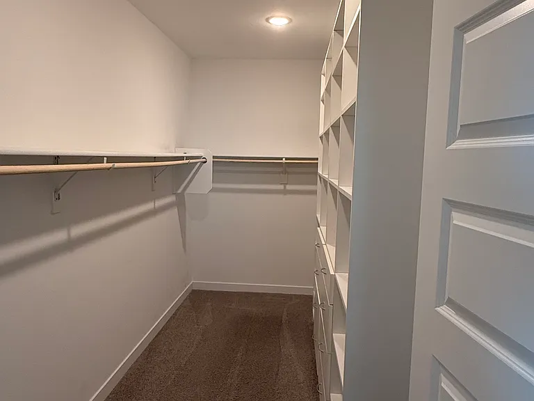 4855 S 117th Ave — Photo 11
