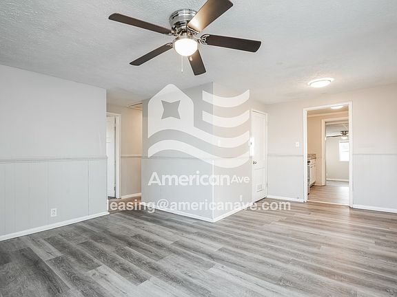 1548020_004_wm_-_living_room_13545665.jpg
