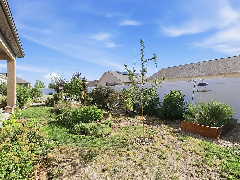 910 Pilot Knob Ave — Photo 31