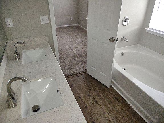 2nd image of 1202 Charlston Ct