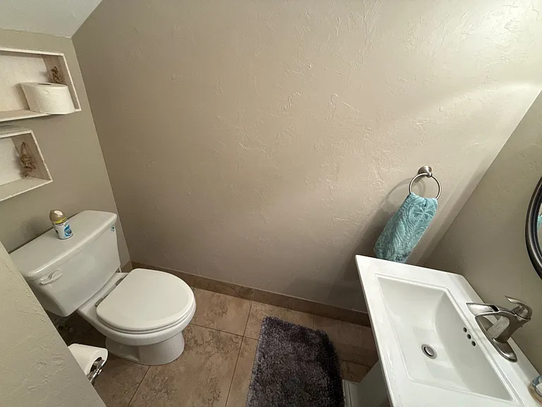 790 E Gilchrist Ct #2B — Photo 13