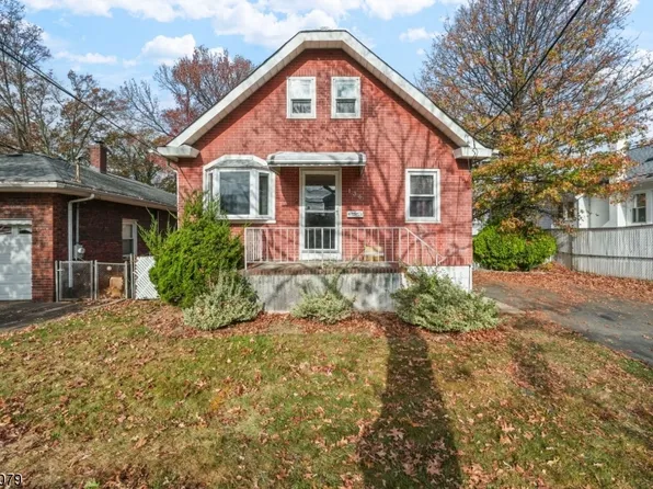 136 Raritan Rd, Linden City, NJ 07036
