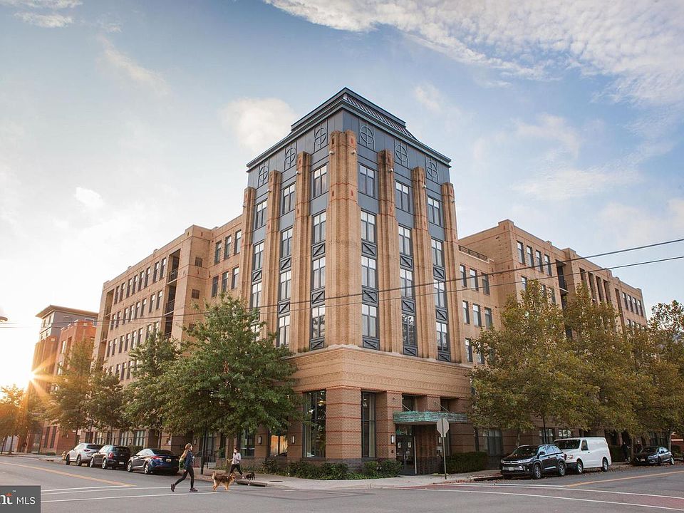 1st image of 525 N Fayette St Unit 303