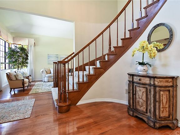 4th image of 2674 Hillside Dr