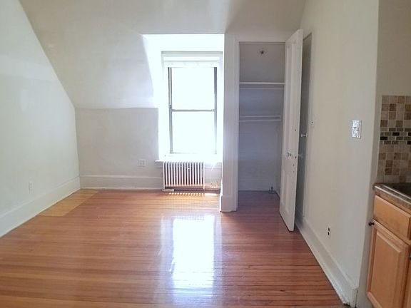 2nd image of 410 Clinton Ave #D7