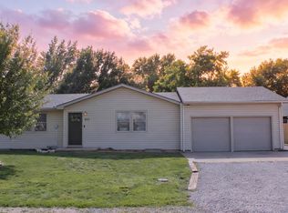 201 N Pratt St, Mount Hope, KS 67108