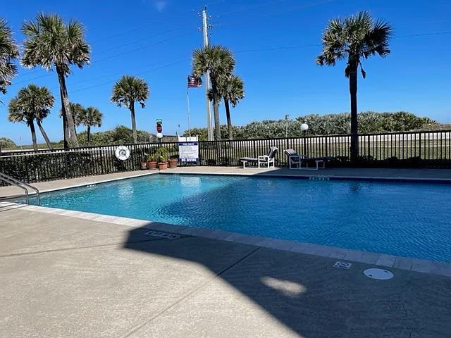 2 bed, 1100 sqft, $2,300 — Photo 4