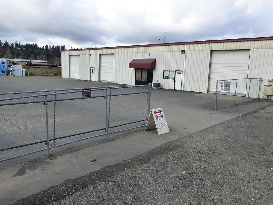 6000 Sq Ft + 1800 Sq Ft MEZZANINE STAND ALONE INDUSTRIAL WAR