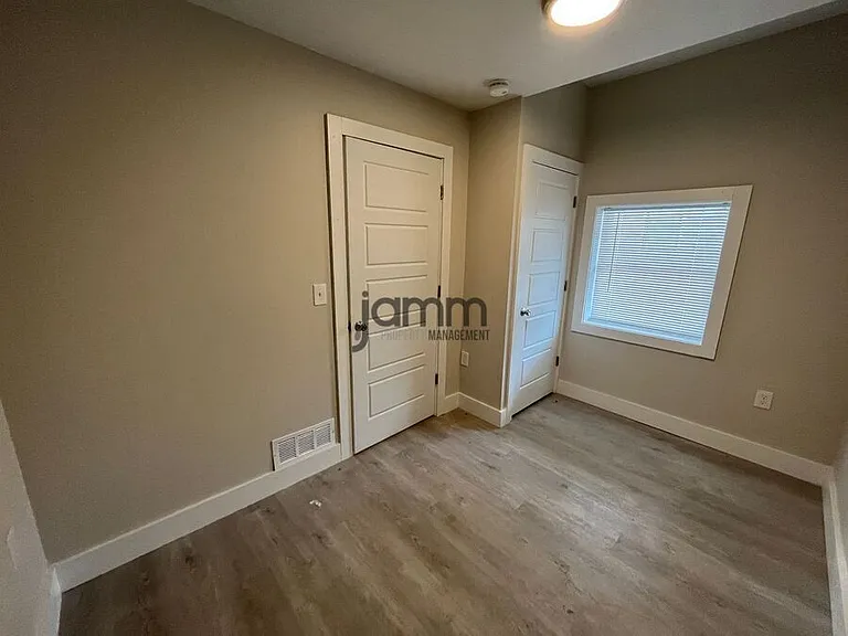 1966 Randall Rd #5 — Photo 18