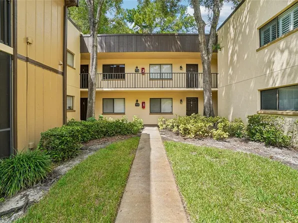 11722 RAINTREE LAKE LANE #D, TEMPLE TERRACE, FL 33617