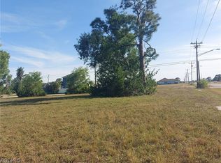 1527 NW 15th Ter, Cape Coral, FL 33993