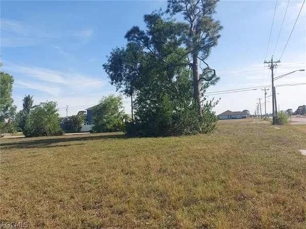 1527 NW 15th Ter, Cape Coral, FL 33993