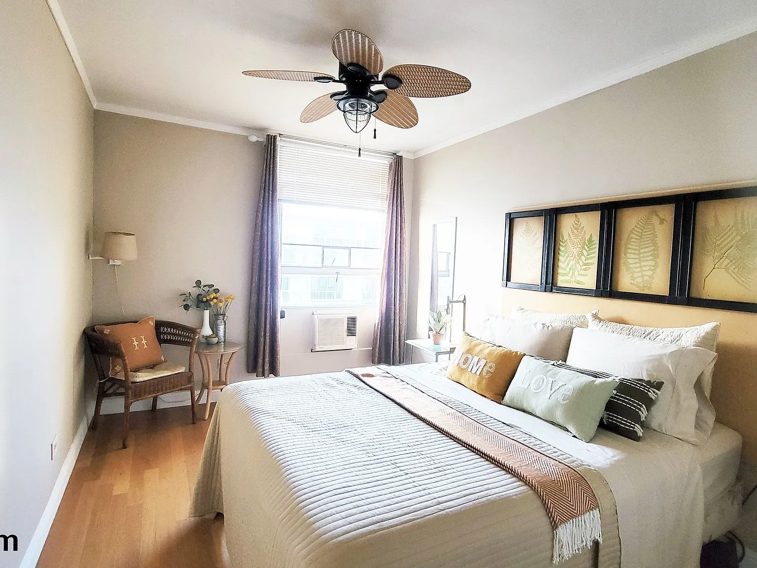 Fully furnished, renovated 1.5 bedroom (1 bdrm + den) apt — Photo 4