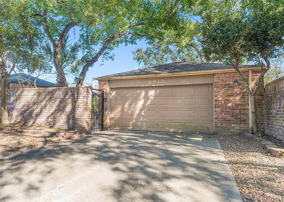 8915 Beau Monde Dr Houston TX 77099 Zillow