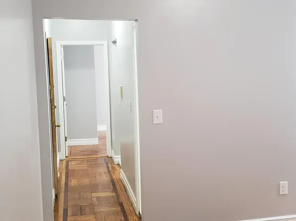 100 W 33rd St, Bayonne, NJ