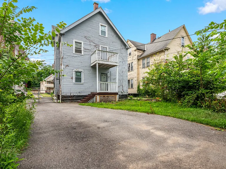 13419 Shaw Ave #B — Photo 27
