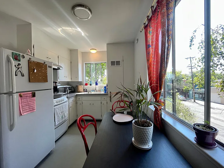 1612 Hopkins St #3 — Photo 7