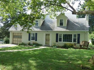 749 Grandview Rd, York, PA 17403