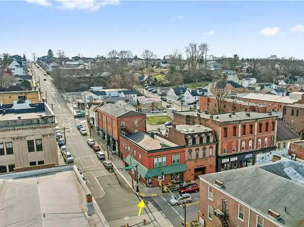 204 2nd St #1, Monongahela, PA 15063