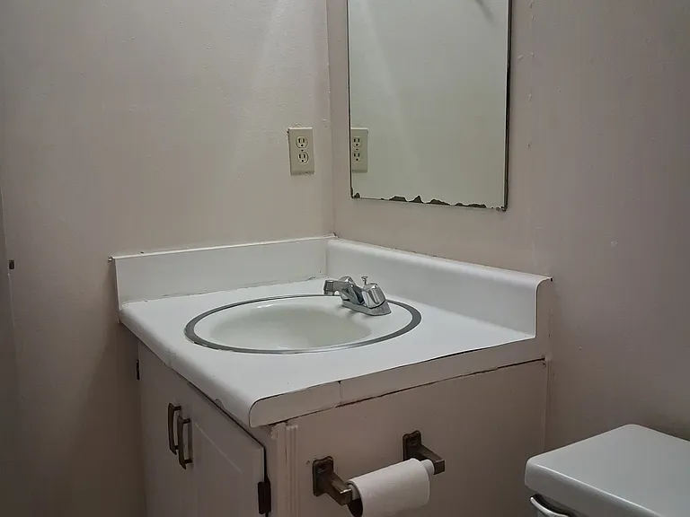 8240 Ned Ave #D — Photo 24