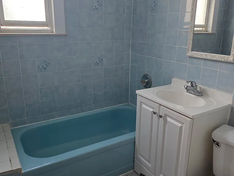 48 Louisa St #2 — Photo 12