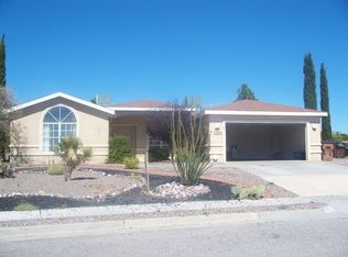 2833 Cloudcroft Cir, Las Cruces, NM 88011