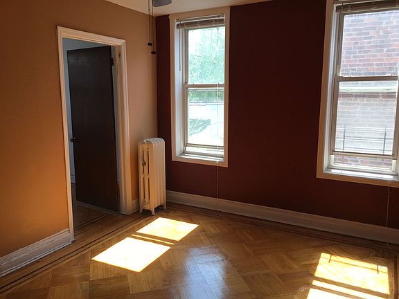 2nd image of 73 Louisa St #2