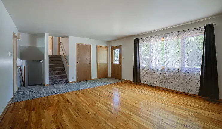 1440 Jamaica Dr — Photo 10