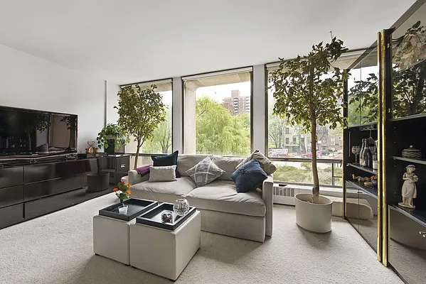 Sold by Nest Seekers International | media 1