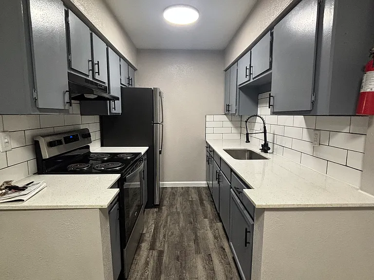 Maderas Apartments — Photo 23