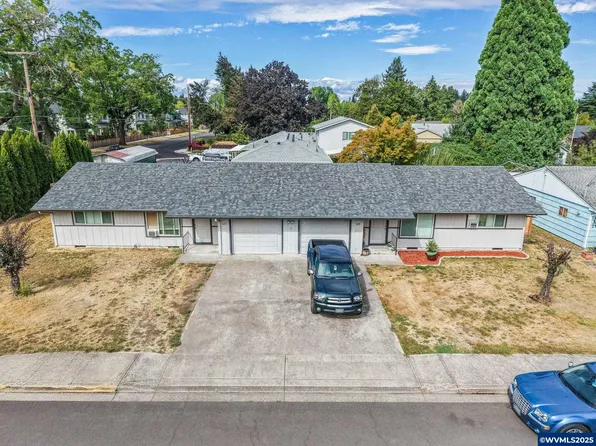 1015 Park Ave NE, Salem, OR 97301