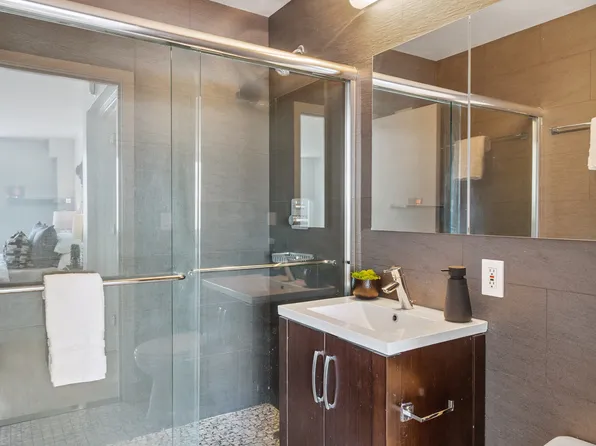 45 West 67th Street image 10 of 16