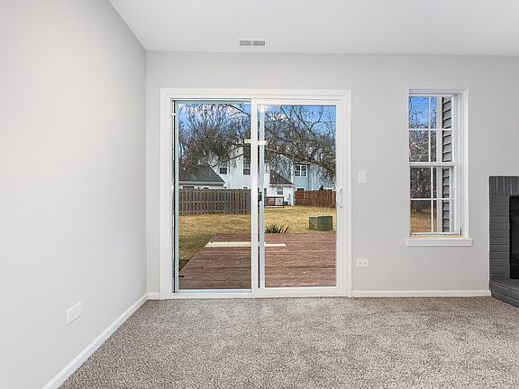 5th image of 3428 Southport Dr