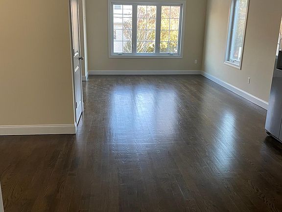 4th image of 445 Deisius St Floor 2